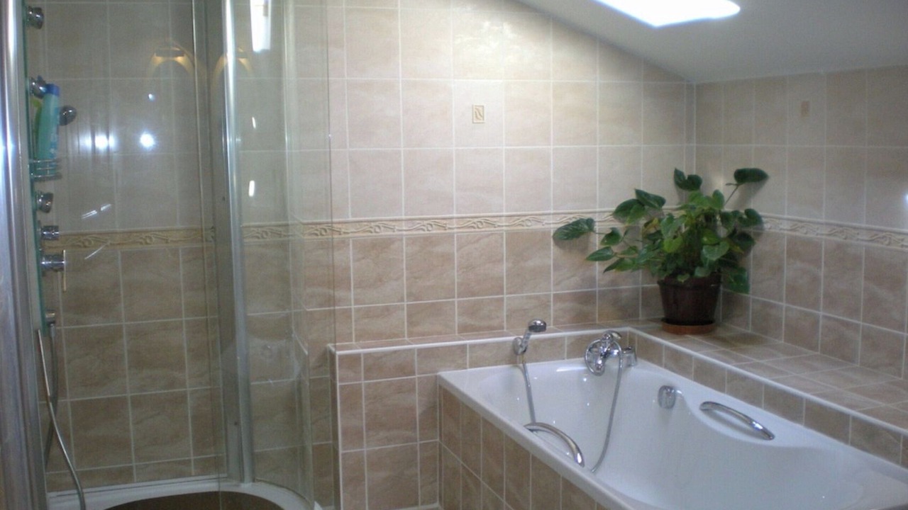 Photo of Bathroom in Saint-Nazaire-de-Valentane