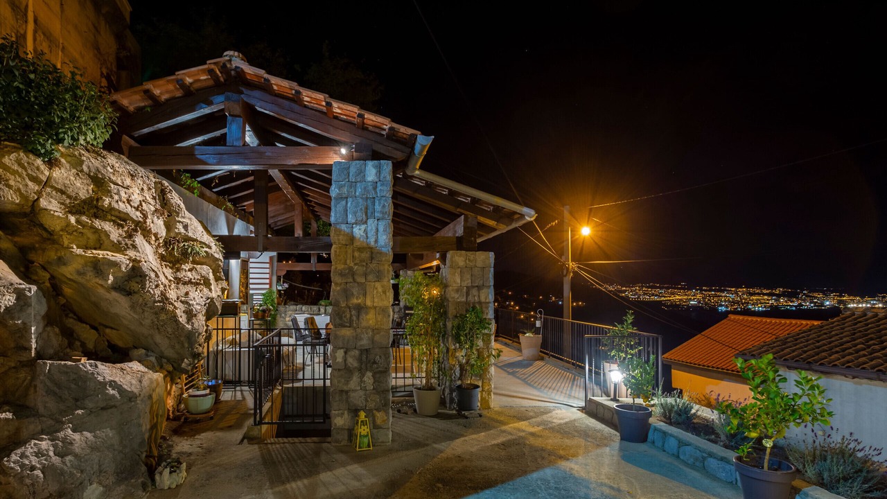 Photo of Patio Balcony in Poljane