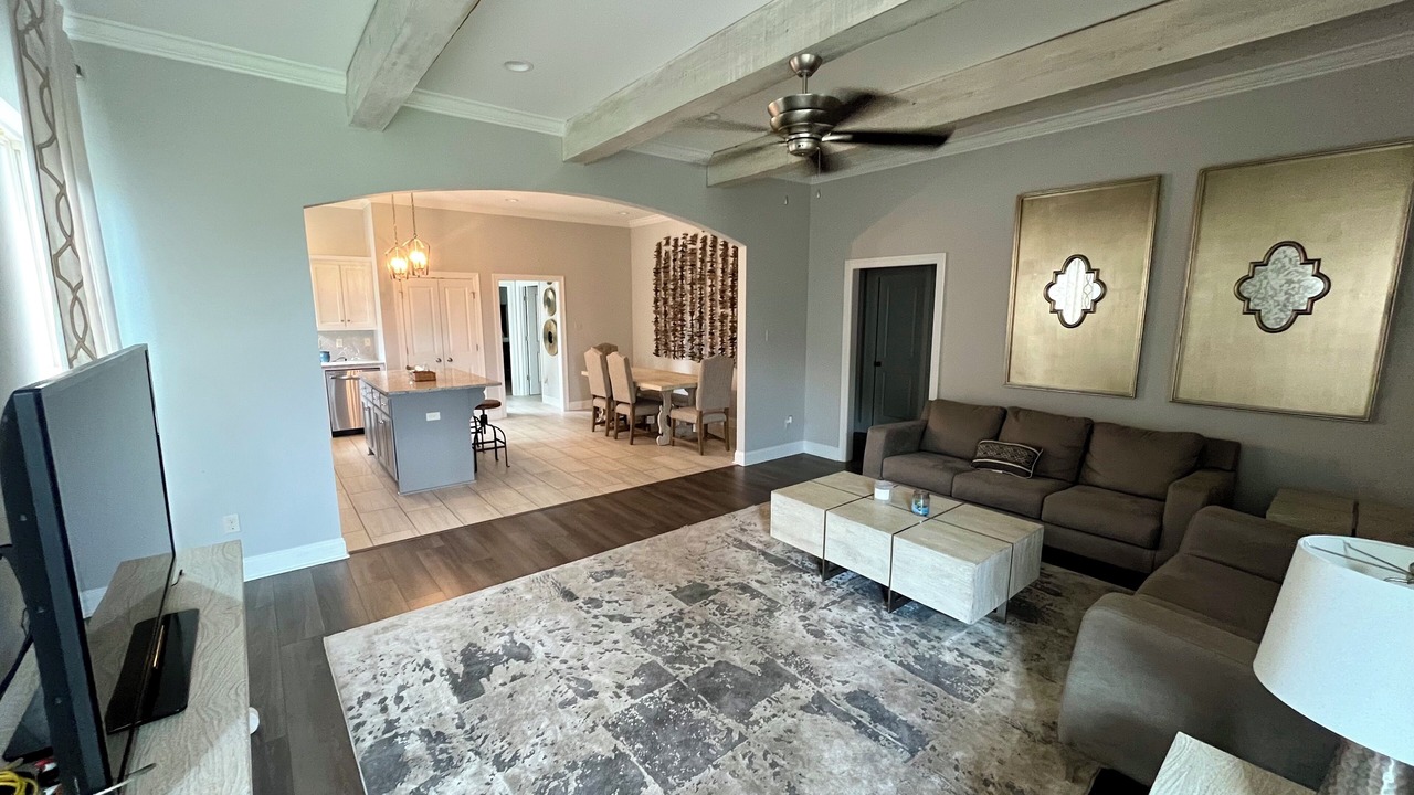 Photo of Livingroom in Milton