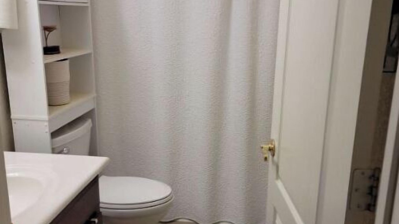 Photo of Bathroom in Adobe Highlands
