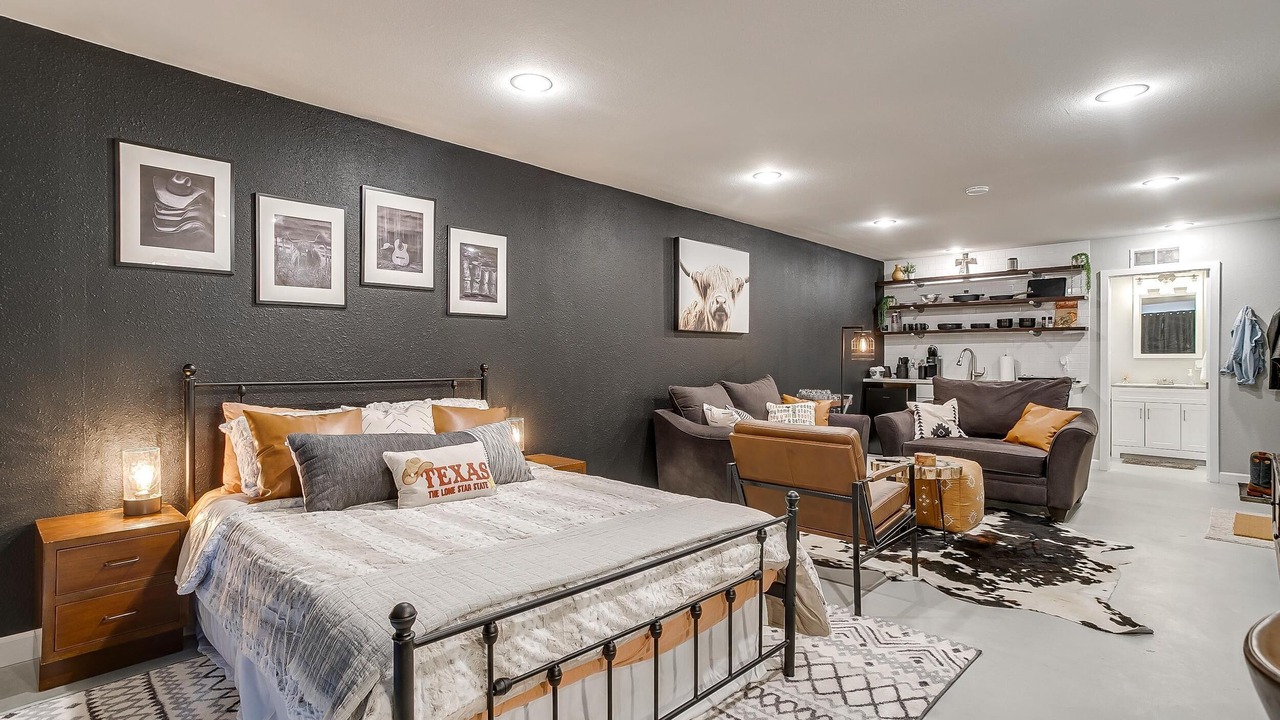 Photo of Bedroom in Arlington Heights