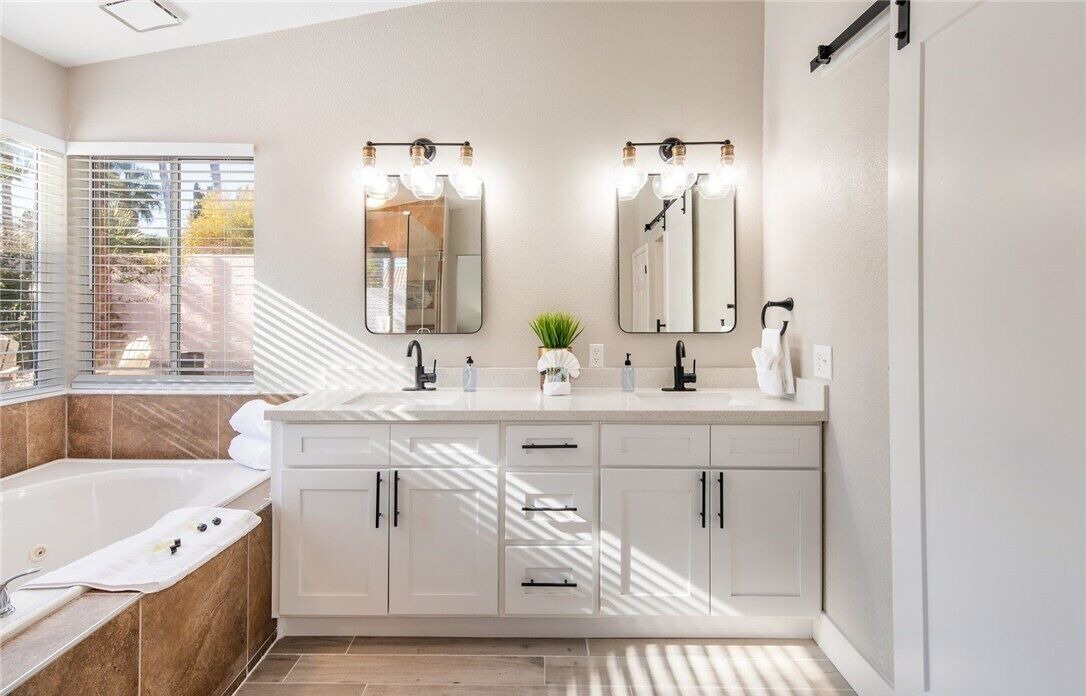 Photo of Bathroom in Paradise
