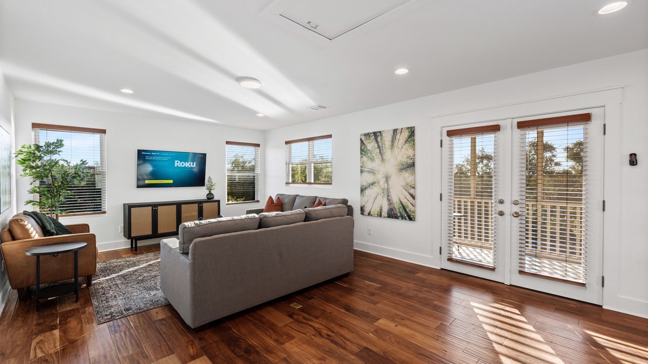 Photo of Livingroom in Dripping Springs