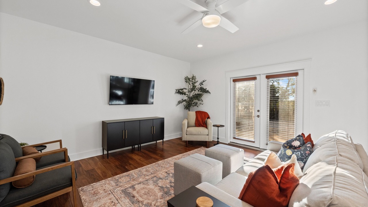 Photo of Livingroom in Dripping Springs