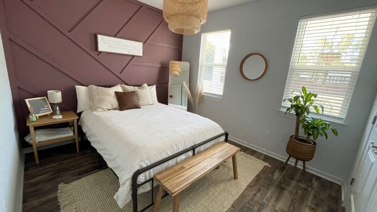 Photo of Bedroom in Myrtle Grove