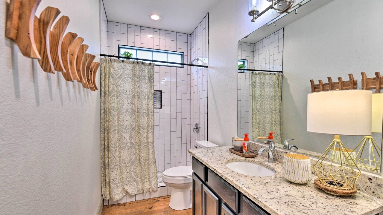 Photo of Bathroom in Graford