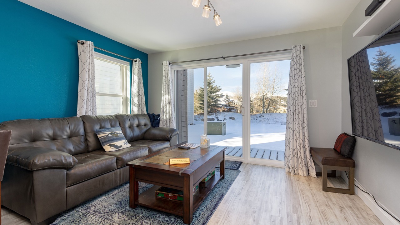 Photo of Bedroom in Summit Cove