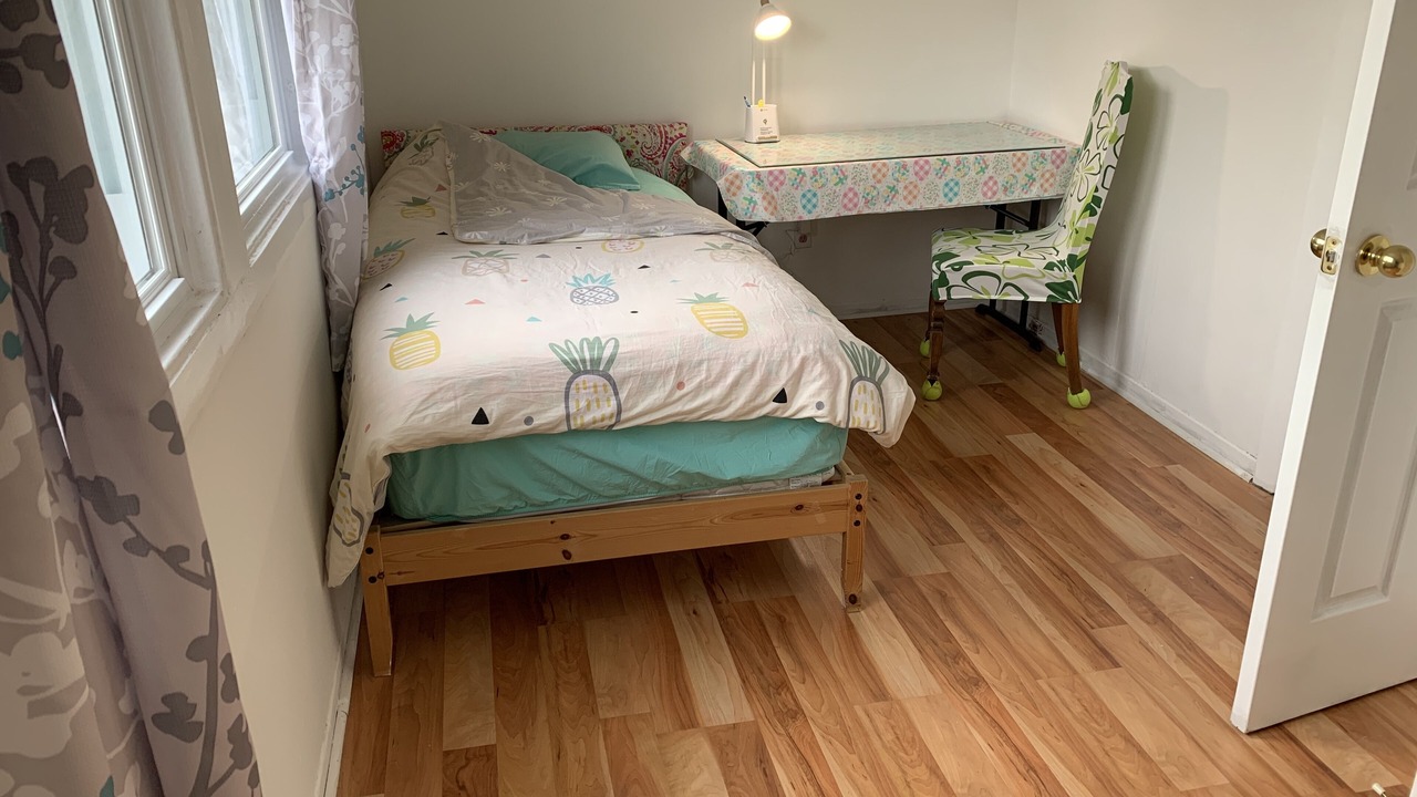 Photo of Bedroom in Bridgeview