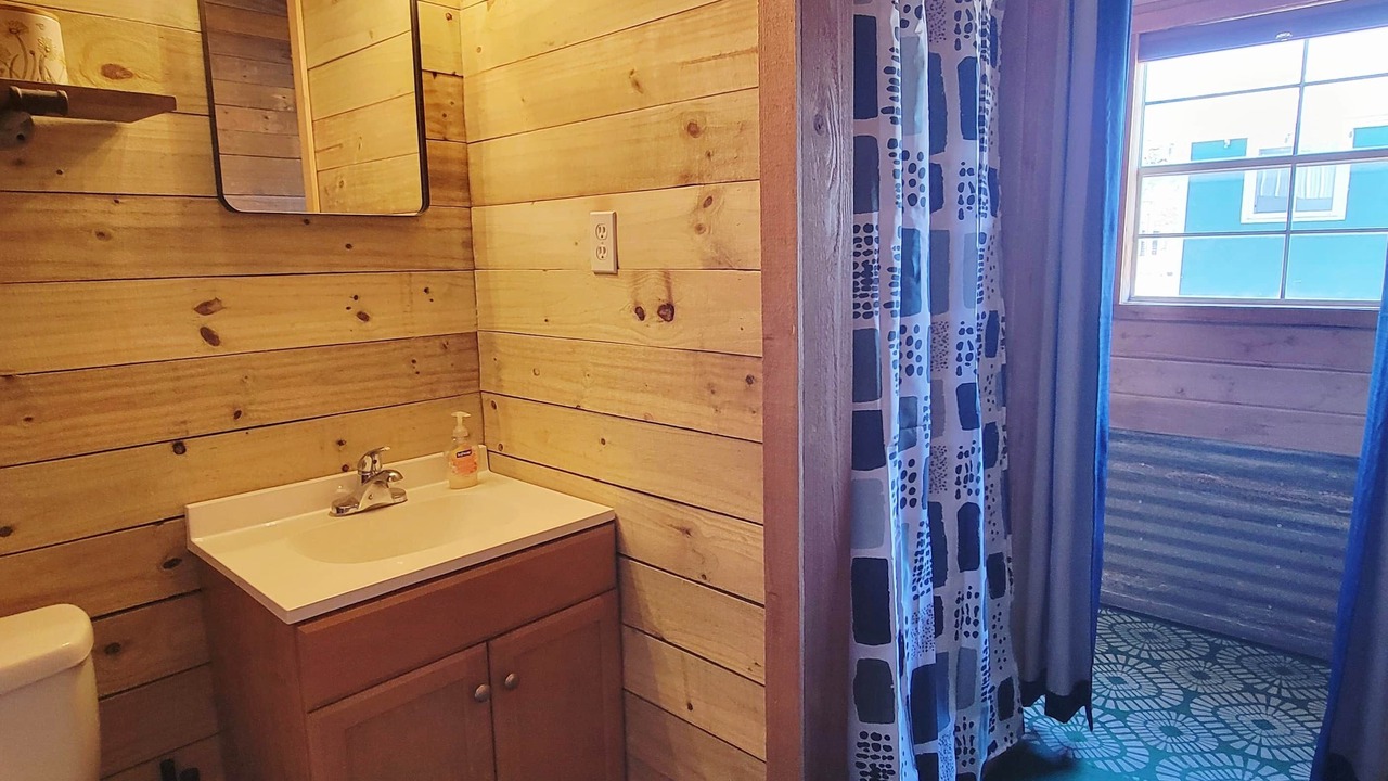 Photo of Bathroom in Lockhart