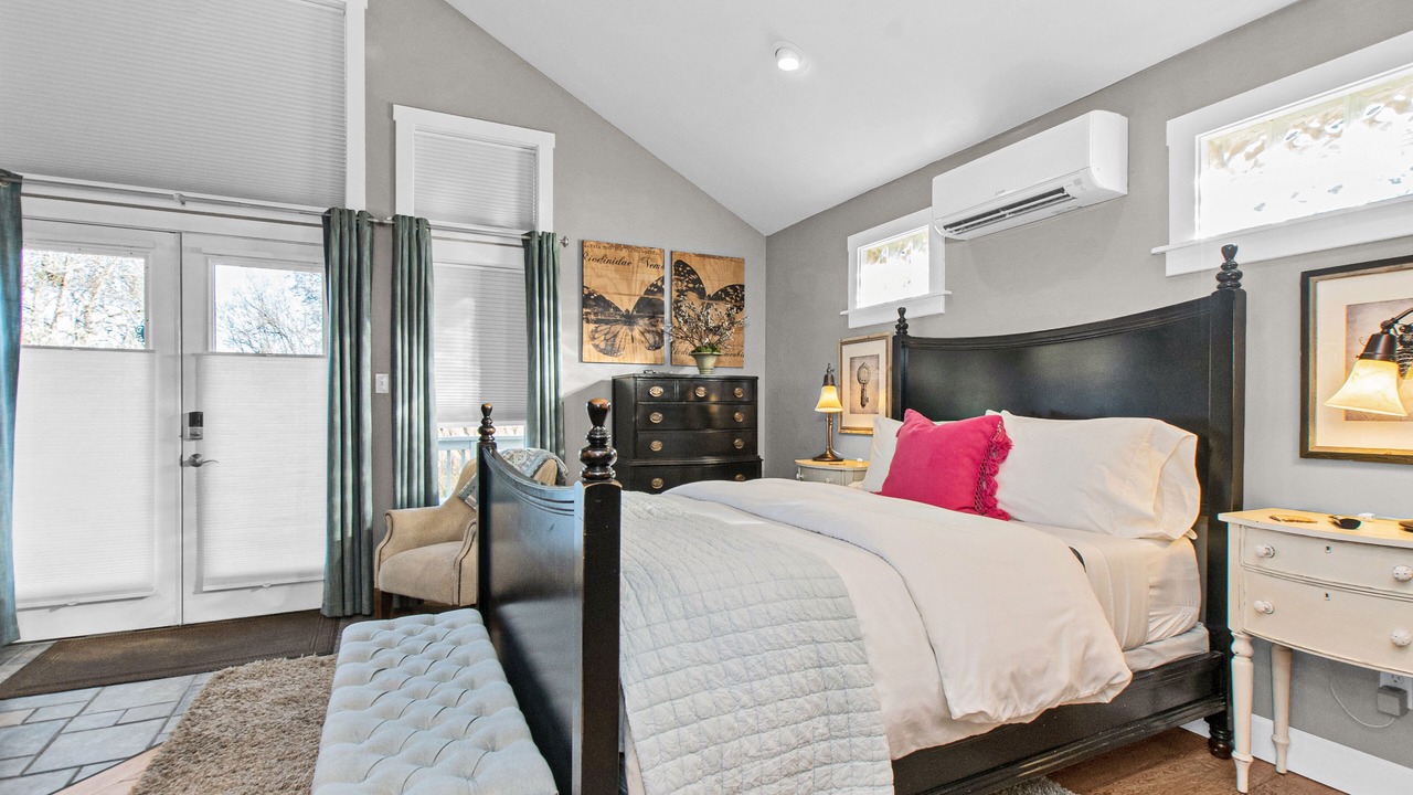 Photo of Others in Olympia