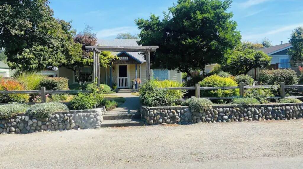 Photo of Others in Olympia