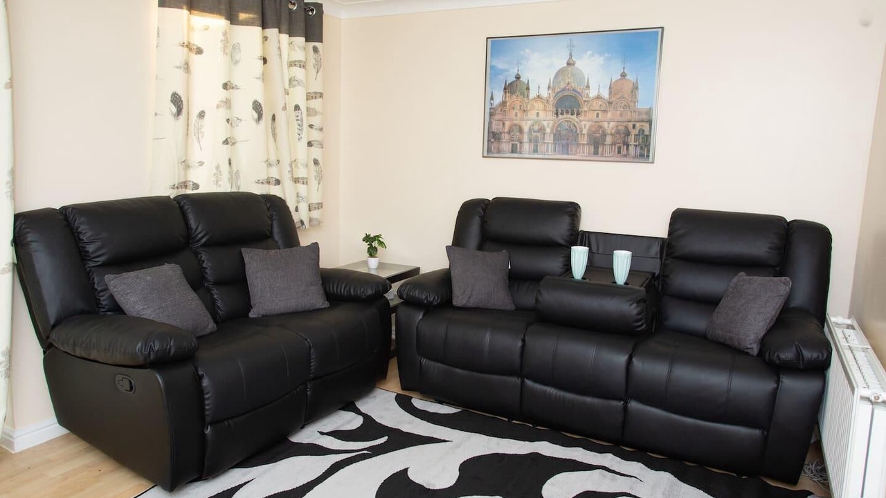 Photo of Others in Thamesmead East