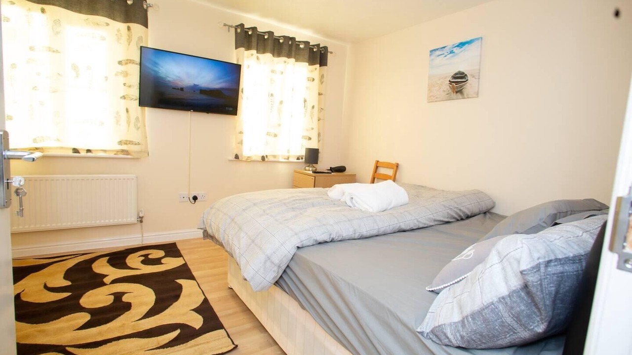 Photo of Others in Thamesmead East