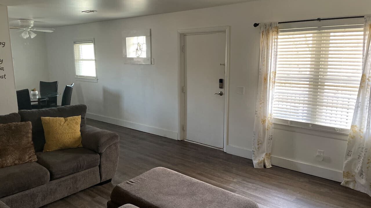 Photo of Livingroom in Merrillville
