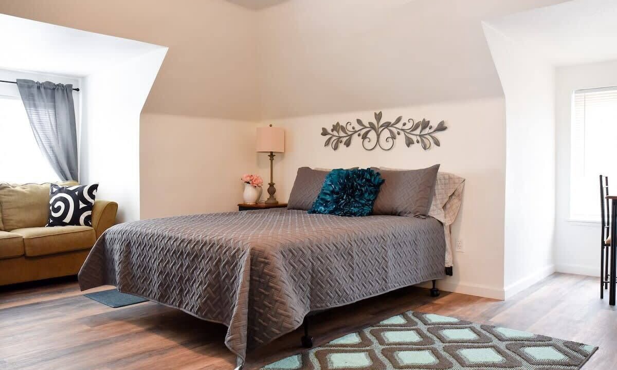 Photo of Bedroom in Pittsburgh