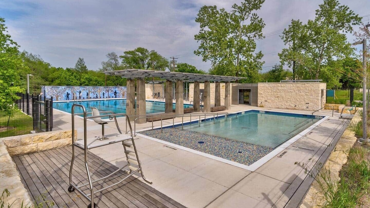 Photo of Outdoor in Hancock