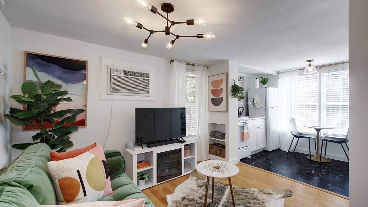 Photo of Livingroom in Hancock