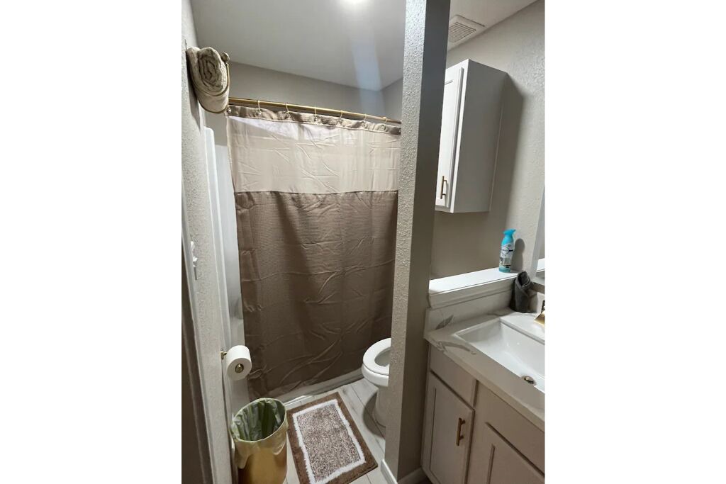 Photo of Bathroom in Spring