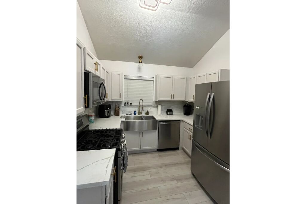 Photo of Kitchen in Spring