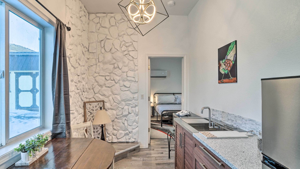 Photo of Others in Altamont