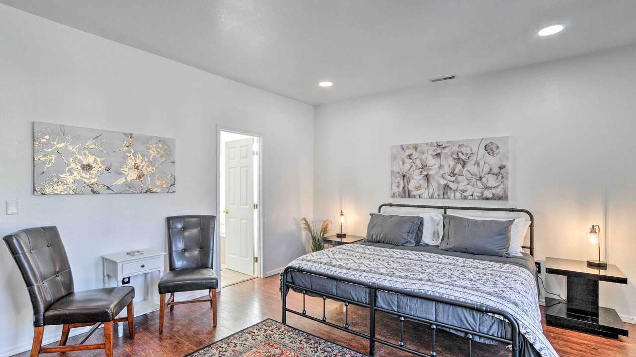 Photo of Others in Altamont