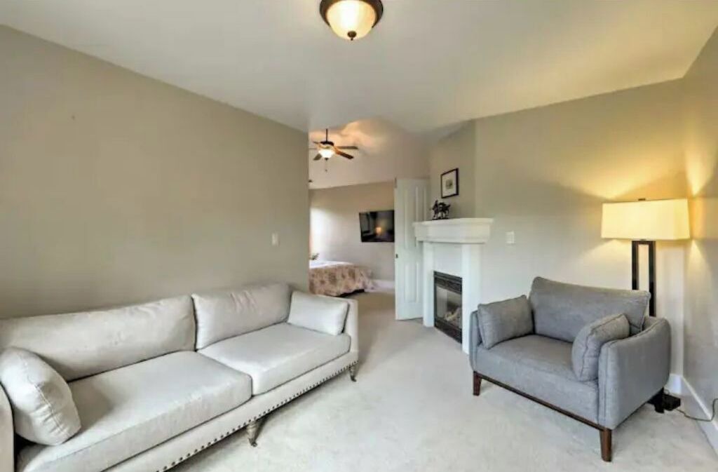 Photo of Livingroom in Ponderosa Trails