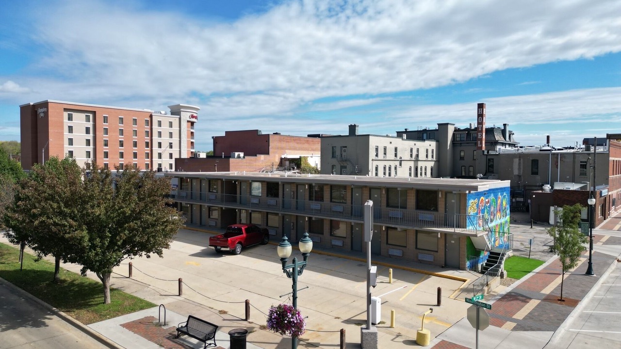 Photo of Others in Cedar Falls