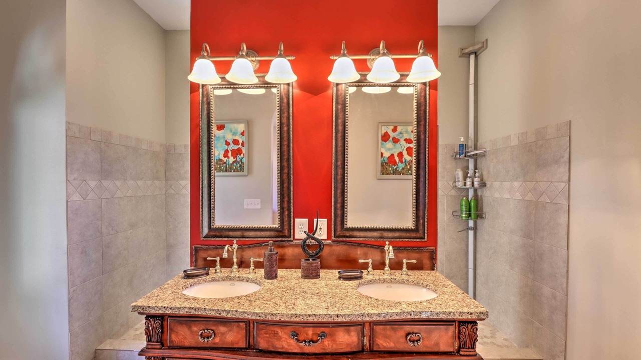 Photo of Bathroom in Unaka