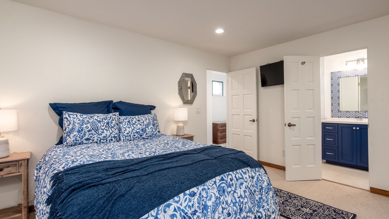 Photo of Bedroom in Santa Rosa