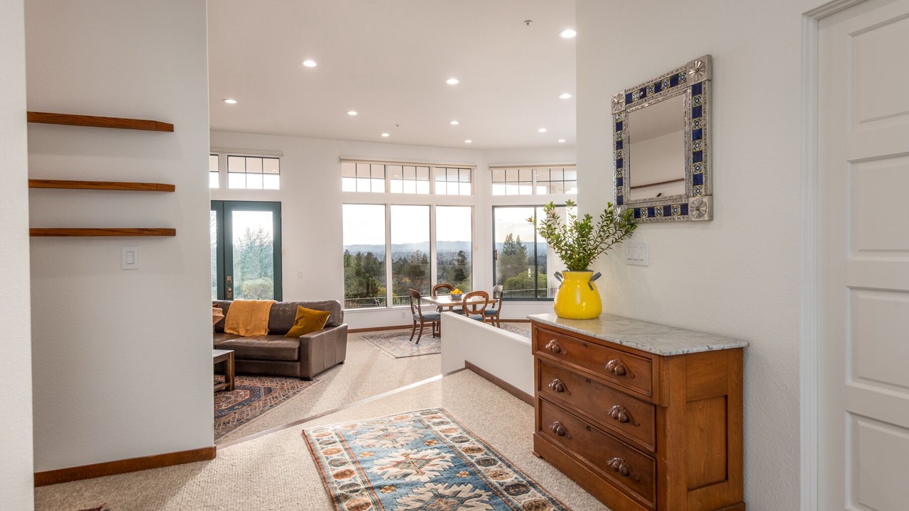 Photo of Livingroom in Santa Rosa