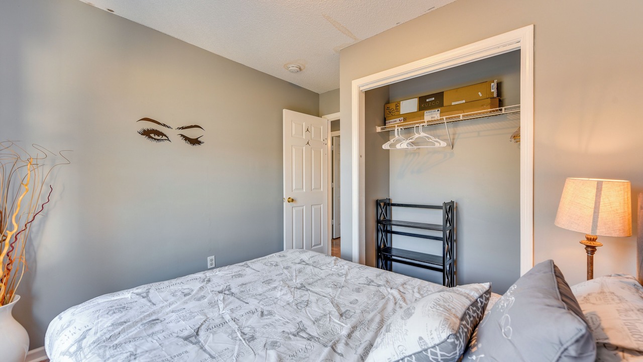 Photo of Bedroom in Enderly Park