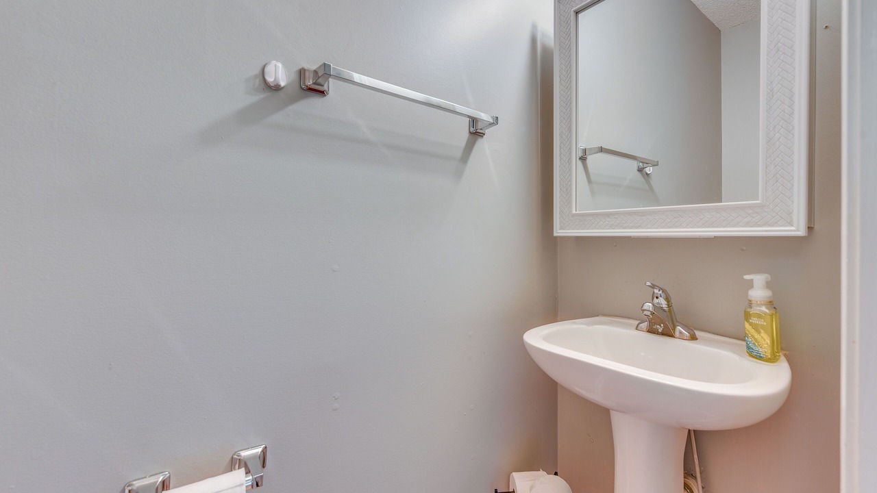 Photo of Bathroom in Enderly Park