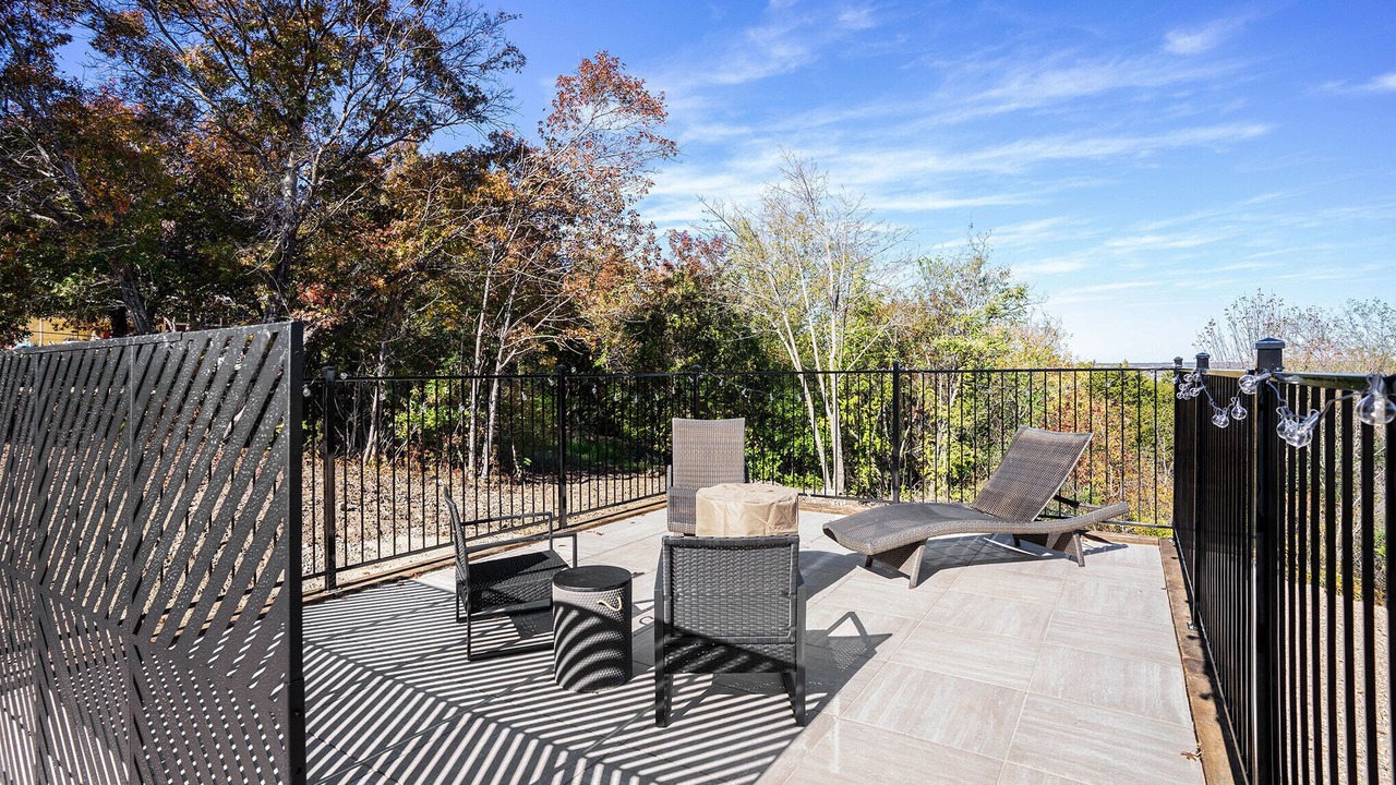 Photo of Patio Balcony in Dennis