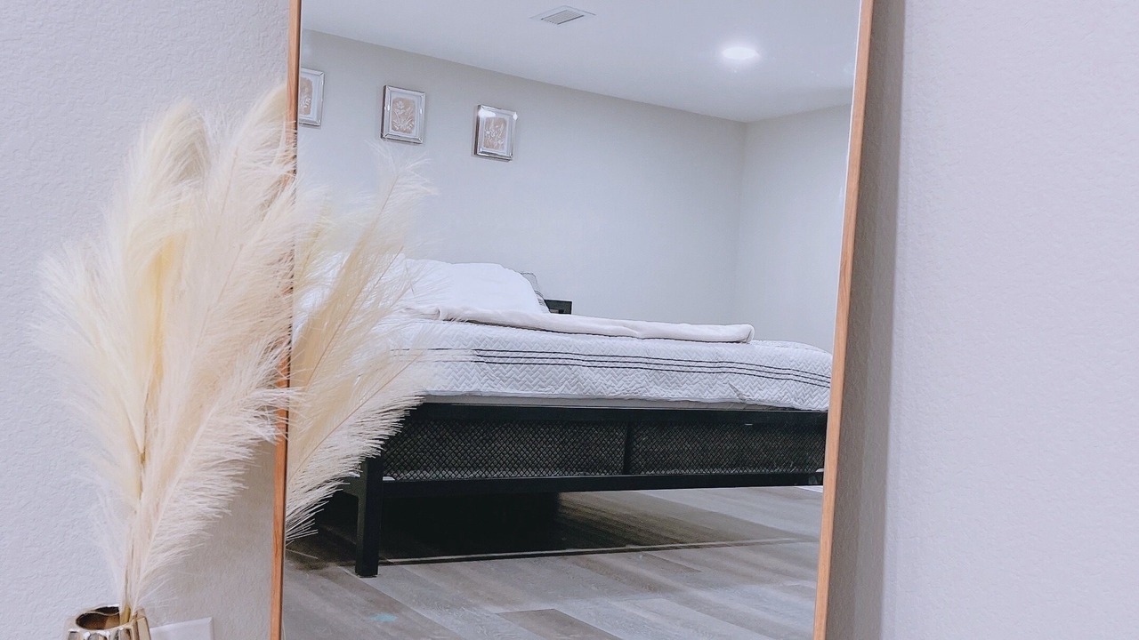 Photo of Bedroom in Manor
