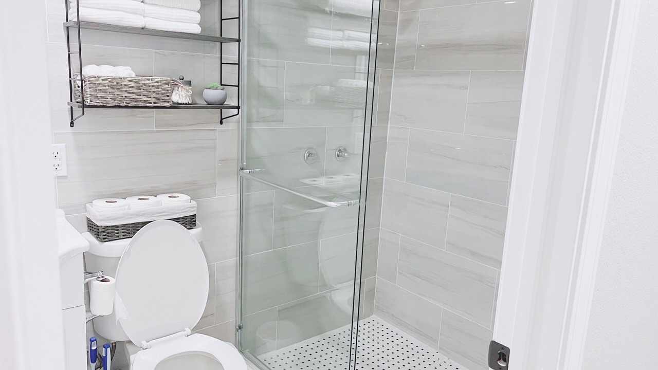 Photo of Bathroom in Manor
