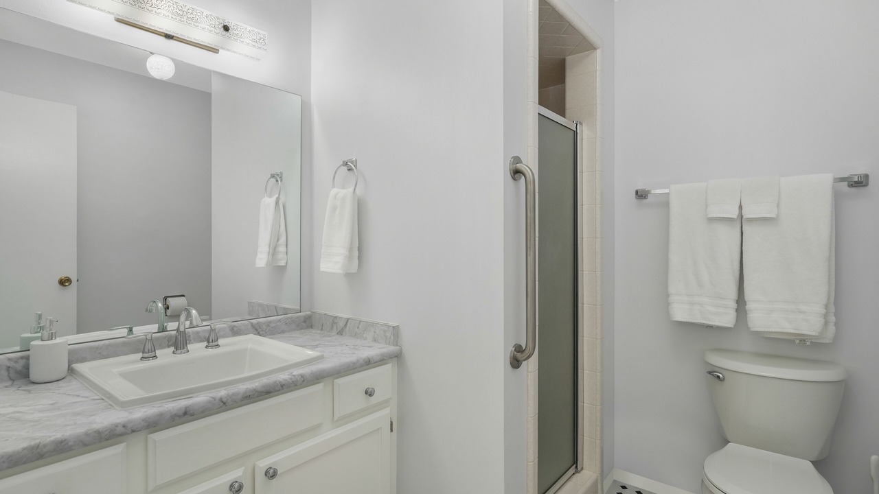 Photo of Bathroom in Sandy