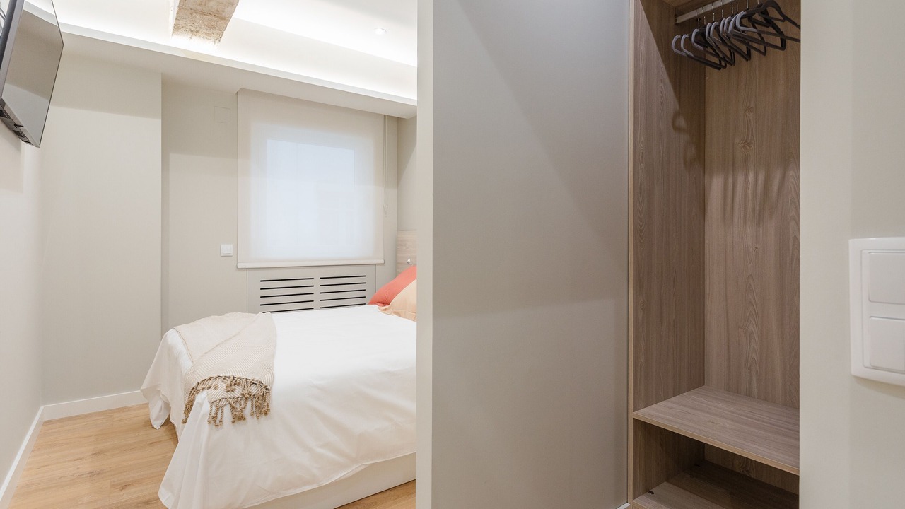 Photo of Bedroom in Logrono Historic Centre