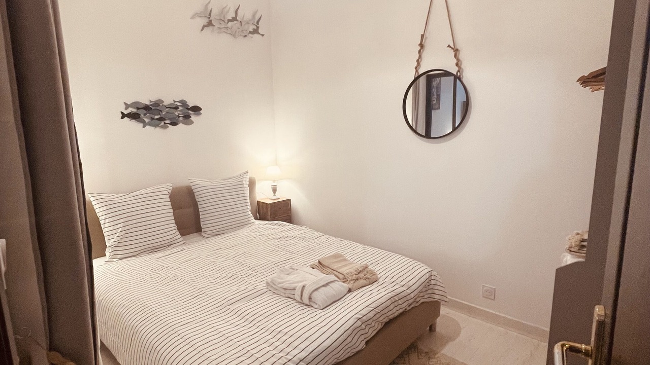 Photo of Bedroom in Morlaix