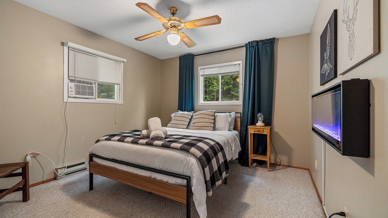 Photo of Bedroom in Val-des-Monts