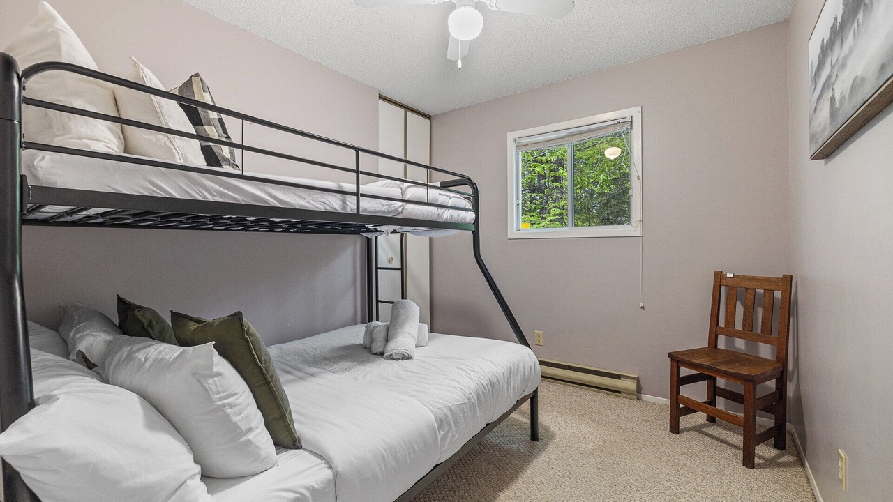 Photo of Bedroom in Val-des-Monts