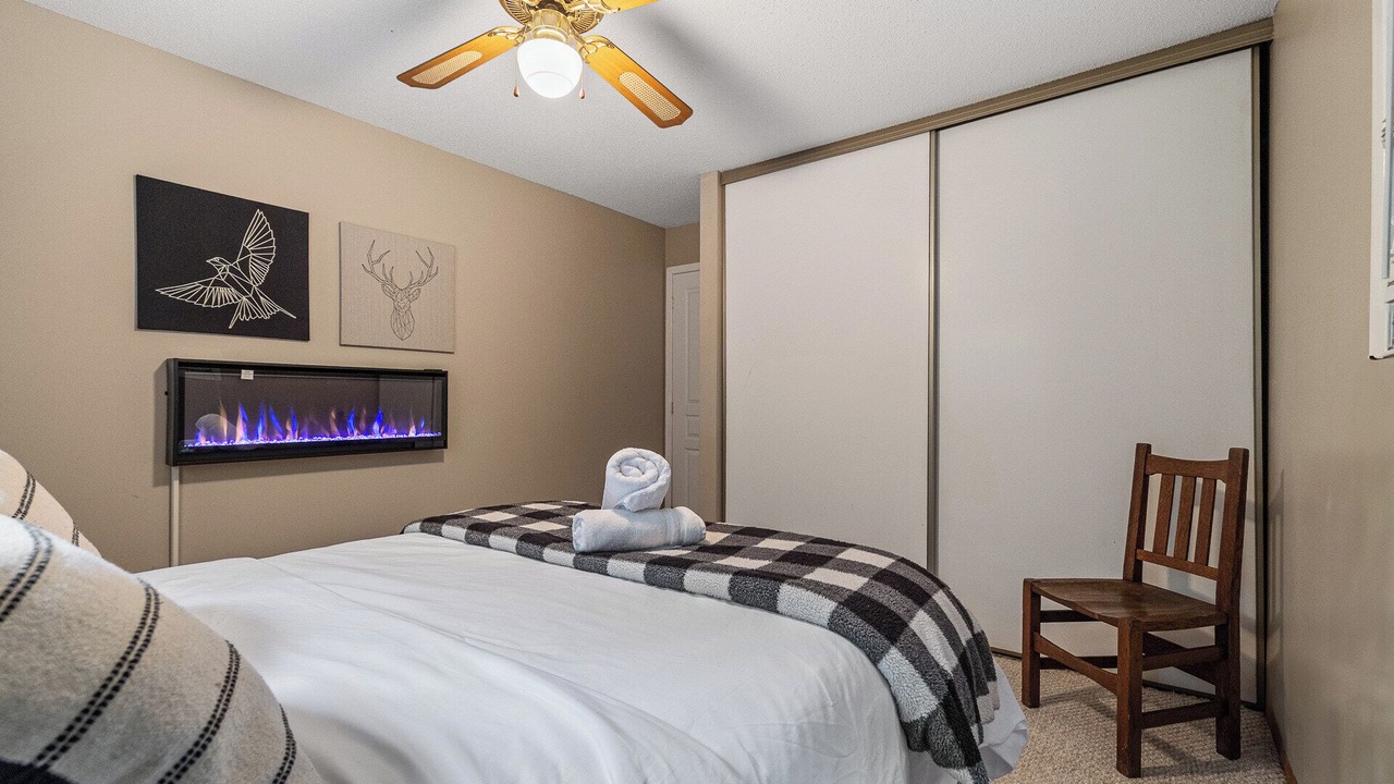 Photo of Bedroom in Val-des-Monts