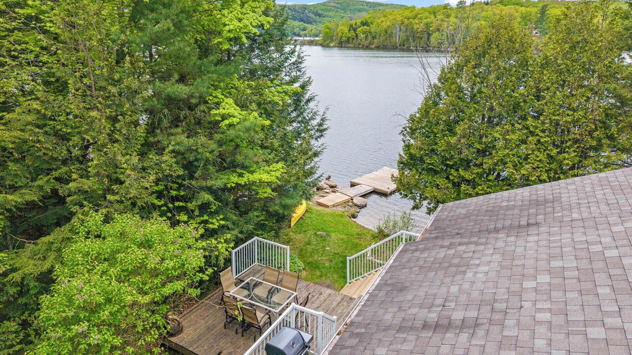 Photo of Patio Balcony in Val-des-Monts