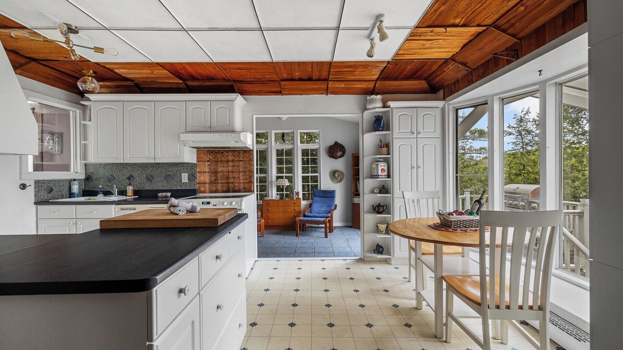 Photo of Kitchen in Val-des-Monts