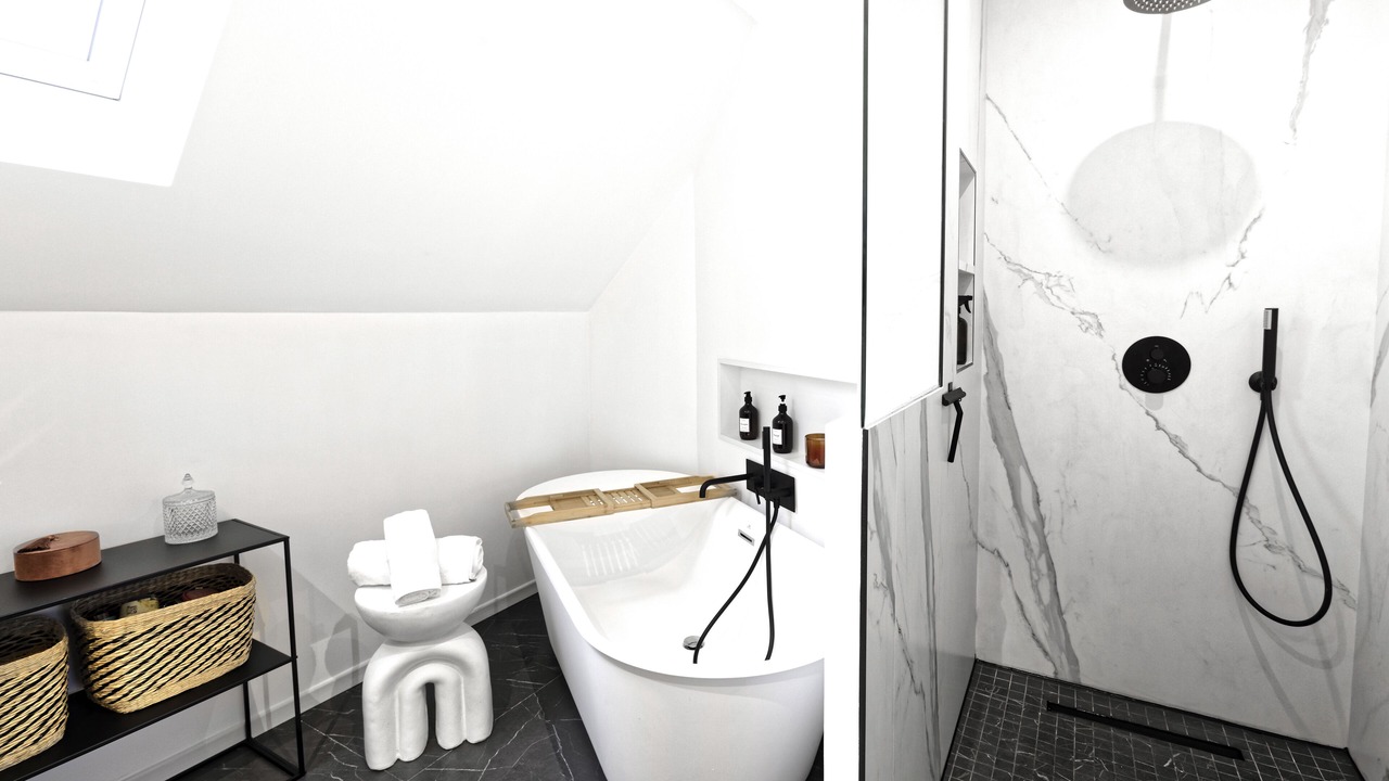 Photo of Bathroom in Neauphle-le-Chateau