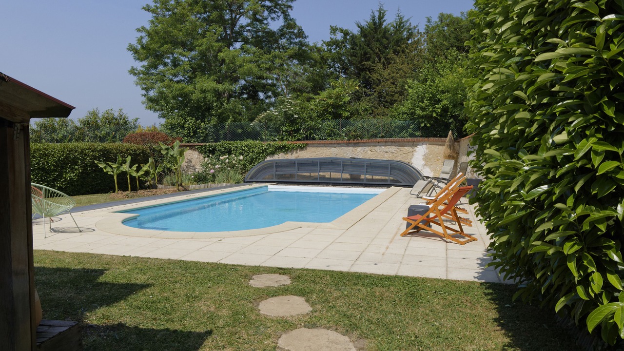 Photo of Outdoor in Neauphle-le-Chateau
