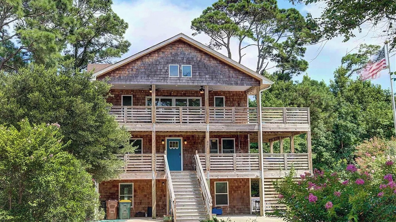 Photo of Outdoor in Monteray Shores