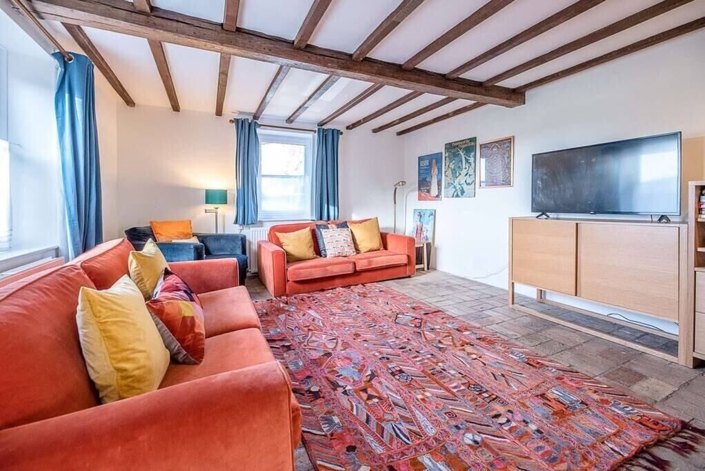 Photo of Livingroom in Woodbridge