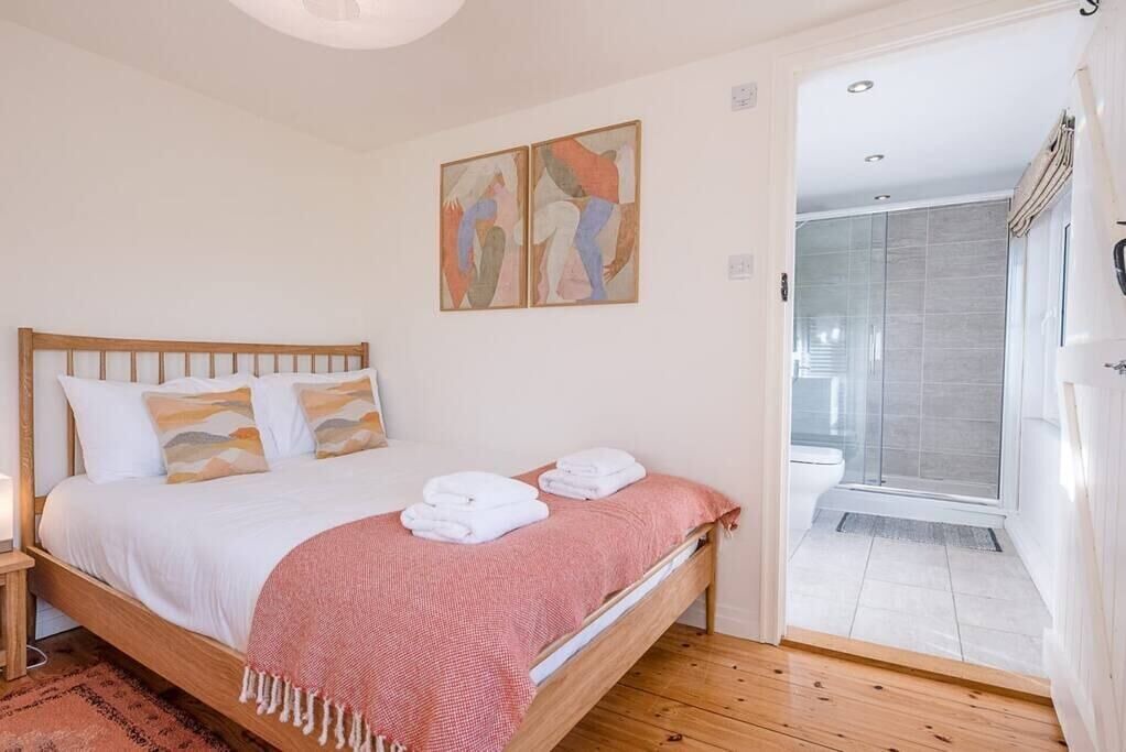 Photo of Bedroom in Woodbridge