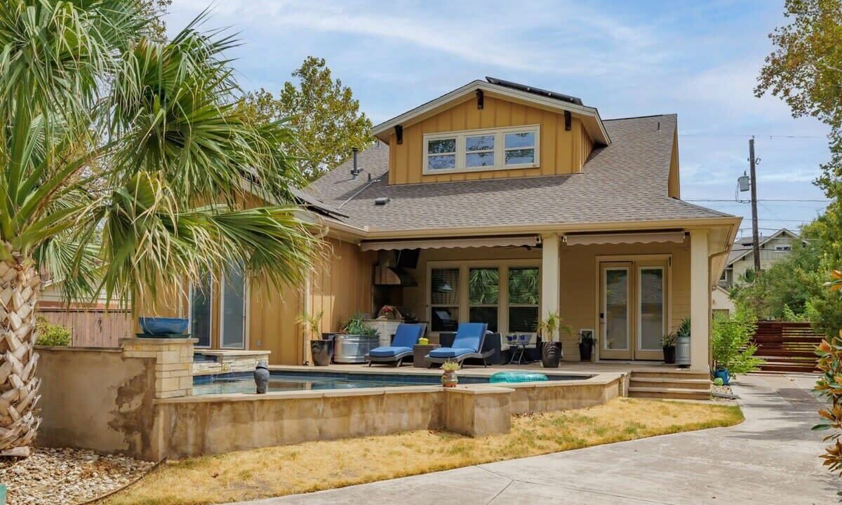 Photo of Outdoor in Brentwood