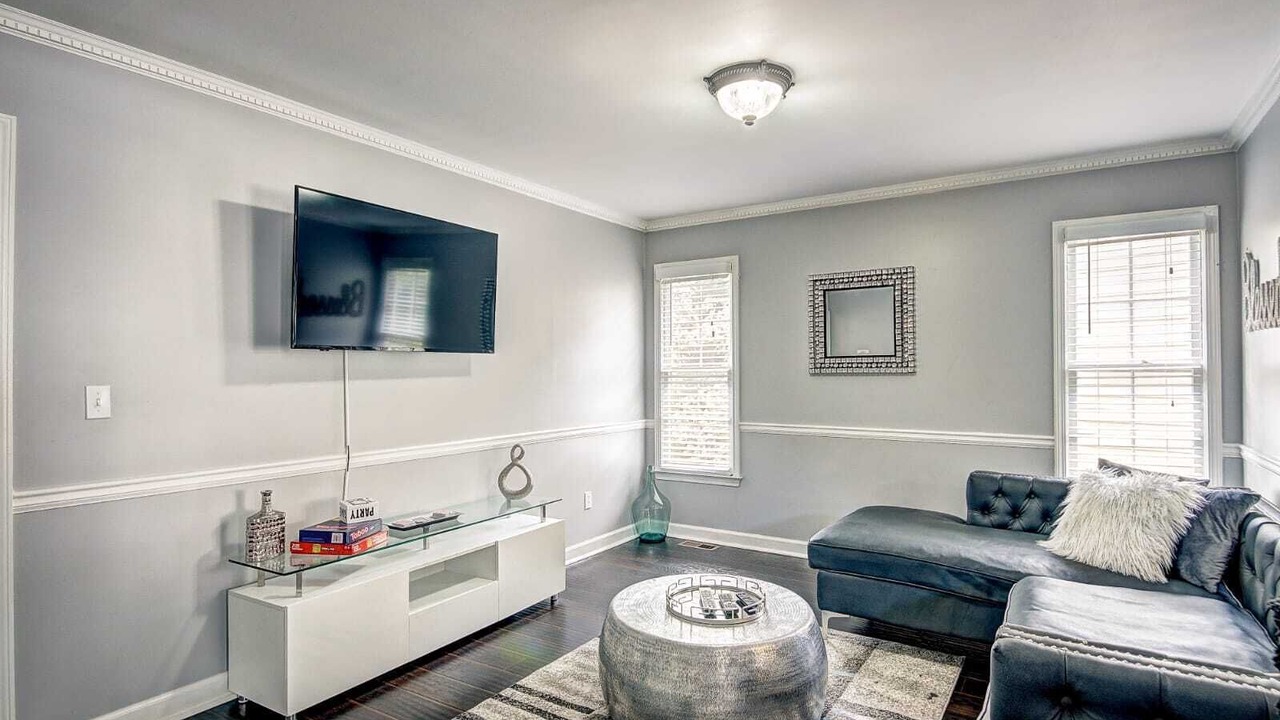 Photo of Livingroom in Stone Mountain